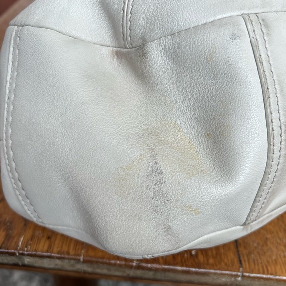 Coach F14379 ivory Ergo shoulder bag - Picture 13 of 16